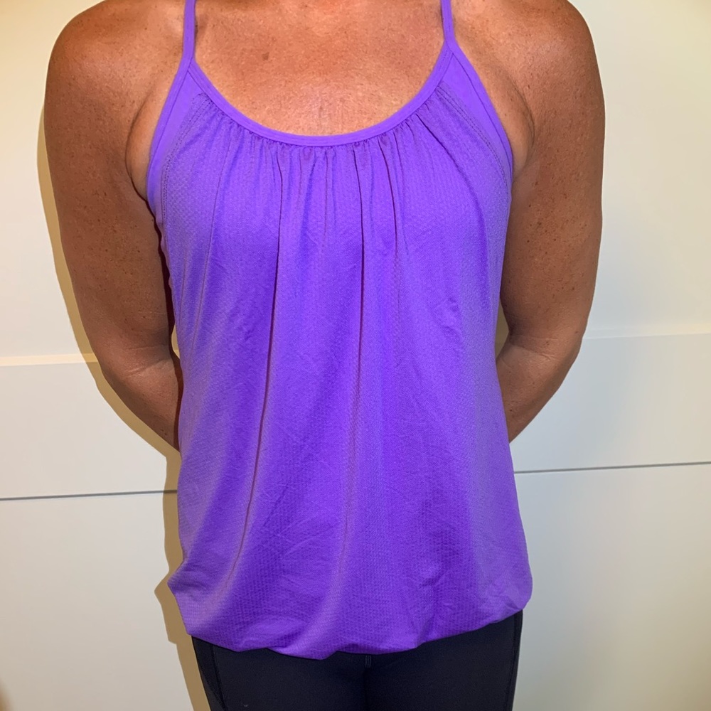 Lululemon tank